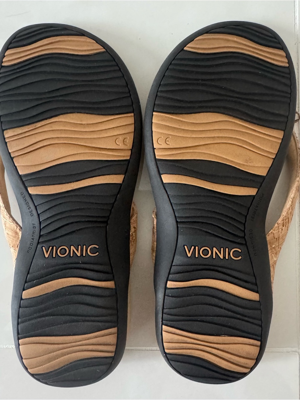 Vionic Bella Cork Print Orthotic Toe Post Sandals Women’s 8.5 Wide - Picture 4 of 5